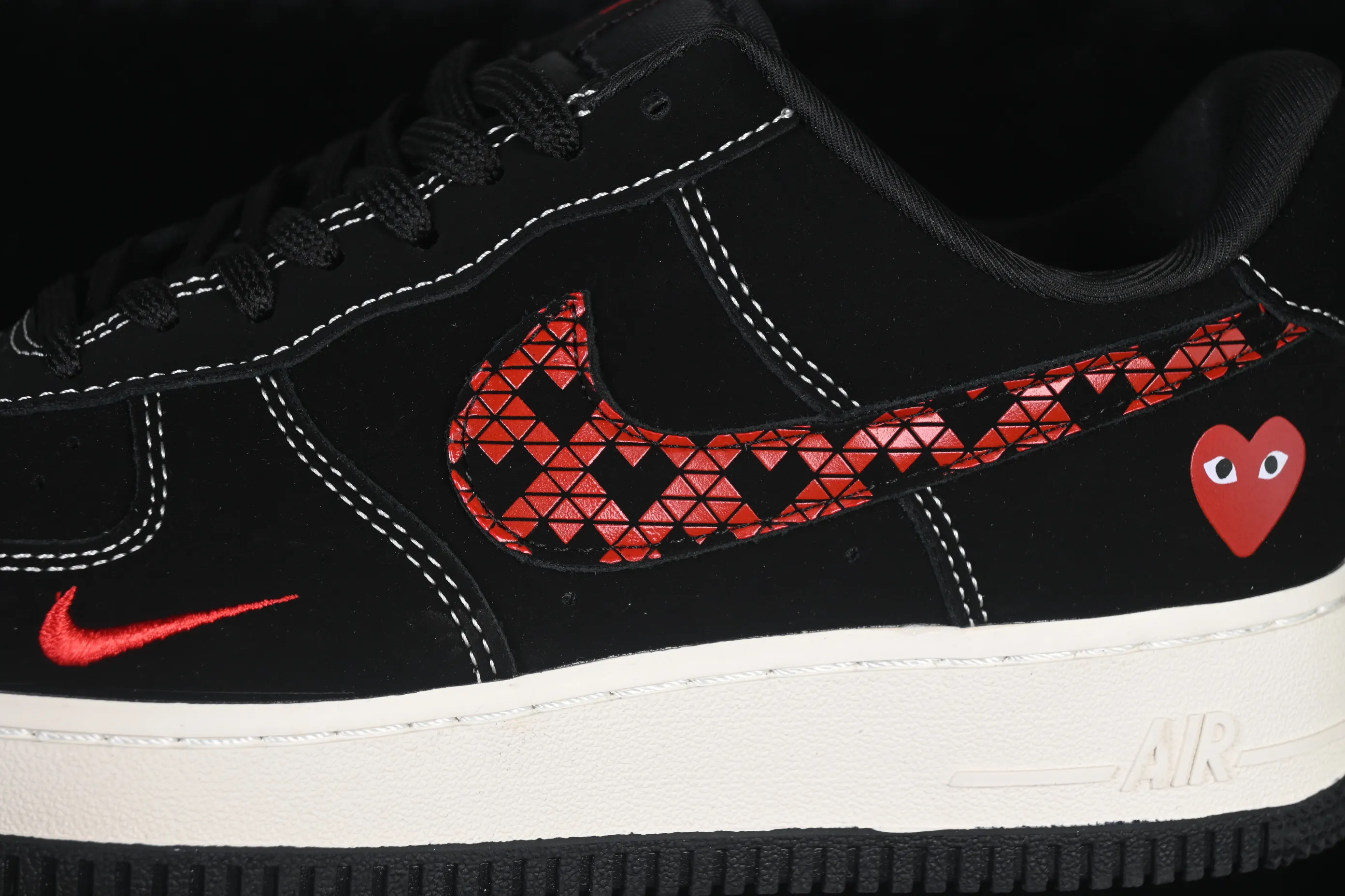 All categories Nk Air Force 1 Air Force series Nk Air Force 1 Low Air Force low-top Nike Air Force 1'07 Low Rei Kawakubo co-branded matte black and red love Air Force 1 low-top casual sneakers LD1999-007